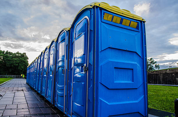 Best VIP or Luxury Restroom Trailers in Wagon Wheel, AZ